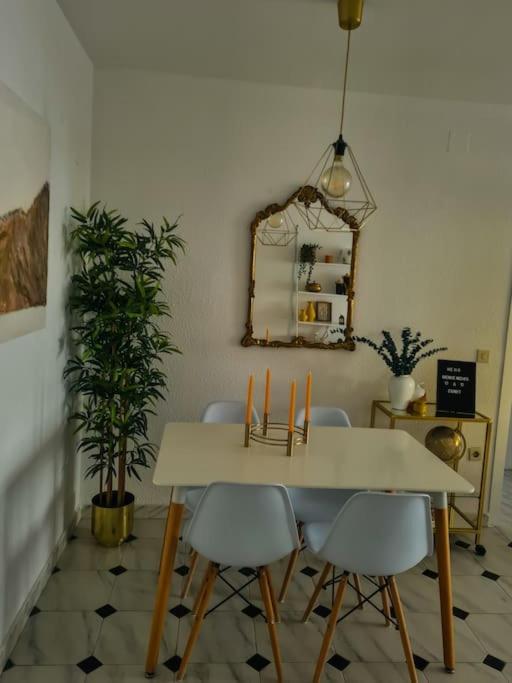 קוניט Nice Beachside 2-Bd Apt Near Barcelona מראה חיצוני תמונה