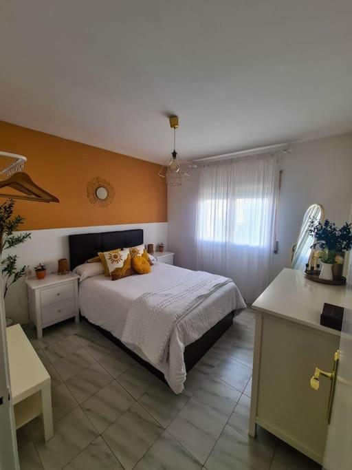 קוניט Nice Beachside 2-Bd Apt Near Barcelona מראה חיצוני תמונה