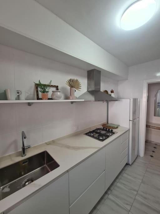 קוניט Nice Beachside 2-Bd Apt Near Barcelona מראה חיצוני תמונה